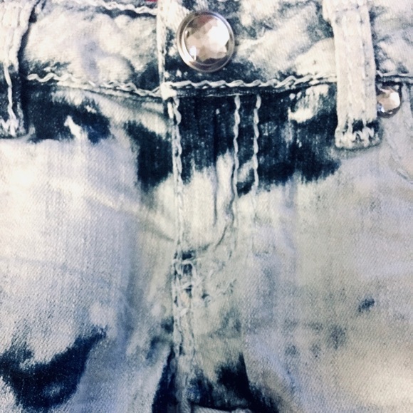 Zana Di Jeans - Acid Wash Shorts - Picture 3 of 4